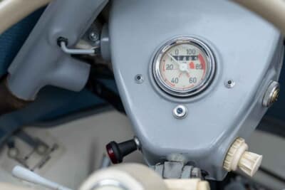 2万1280ドル(邦貨換算約314万円)で落札されたBMW「イセッタ300」C)Bonhams