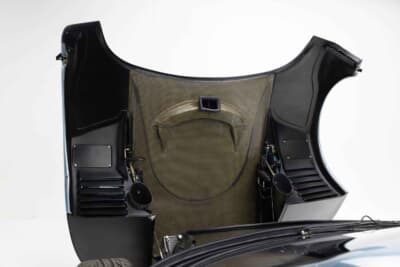 275万5000ドル(邦貨換算約4億548万円)で落札されたフェラーリ「F40」(C)Courtesy of RM Sotheby's