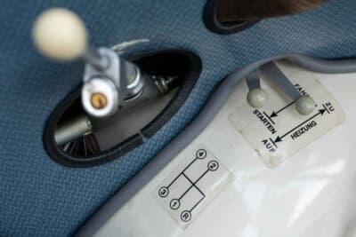 2万1280ドル(邦貨換算約314万円)で落札されたBMW「イセッタ300」C)Bonhams