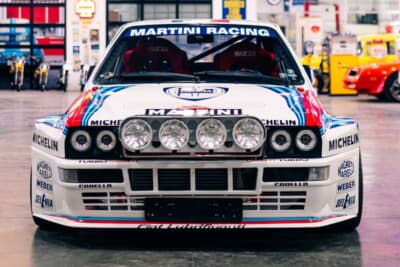 7万2800ドル(邦貨換算約1070万円)で落札されたランチア「デルタ HF インテグラーレ16V」C)Bonhams