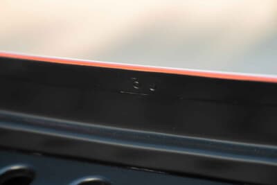 200万ドル〜250万ドル(邦貨換算約2億9436万円〜3億6795万円)で現在も販売中のランボルギーニ「P400ミウラ」(C)Courtesy of RM Sotheby's