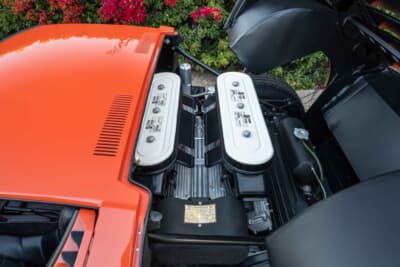 200万ドル〜250万ドル(邦貨換算約2億9436万円〜3億6795万円)で現在も販売中のランボルギーニ「P400ミウラ」(C)Courtesy of RM Sotheby's