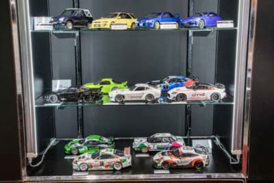 ブランド名：オットモービル