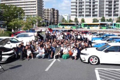 8月17日に行われたA PIT AUTOBACS SHINONOMEのモーニングミーティングには数多くのシビックオーナーが集まった