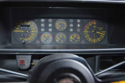 2万700ポンド(約411万円)で落札されたランチア「デルタHFインテグラーレ16V」(C)Bonhams