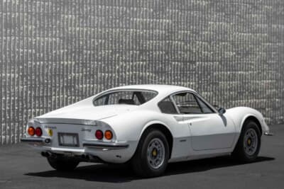 25万2000ドル(約3709万円)で落札されたディーノ「246GT」(C)Bonhams