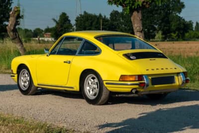 9万7440ドル（邦貨換算約1440万円）で落札されたポルシェ「911T 2.4」（C）Bonhams