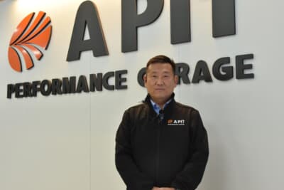 「東海エリアのクルマ好きのみなさんに愛されるお店にしていきたいです」と、A PIT担当の中島憲一さん