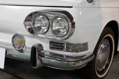 日野 コンテッサ1300クーペ：購入した当初は錆など傷みもあったが再メッキと研磨で輝きを取り戻した