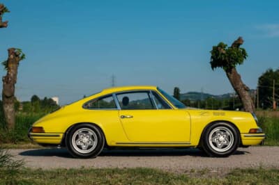 9万7440ドル（邦貨換算約1440万円）で落札されたポルシェ「911T 2.4」（C）Bonhams