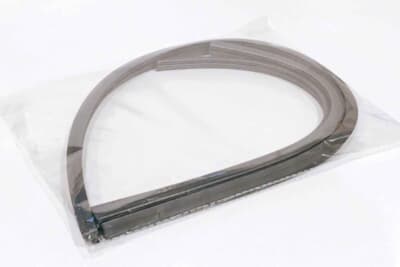 猛暑が常態化する昨今、ゴムへの紫外線や熱のダメージは増す一方だ