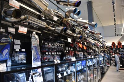 東海エリアということでGR車両のパーツを豊富に展示している