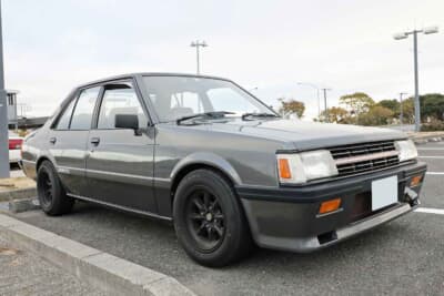 三菱 ランサーEX1800ターボ:外装には傷みがあり、塗装のクリアがひび割れしている箇所があるため、今後は塗り直しを検討している