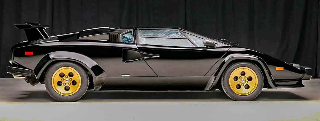 わずか66台のアメリカ仕様！37年間ワンオーナーの「カウンタック5000QV」の落札予想価格は1億円超