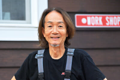 「取り付けスケジュールはフレキシブルに対応できますので、ご相談ください。説明が必要な商品ですから、お越しいただいてのご案内となります」と語るプラスオンの川嶋社長