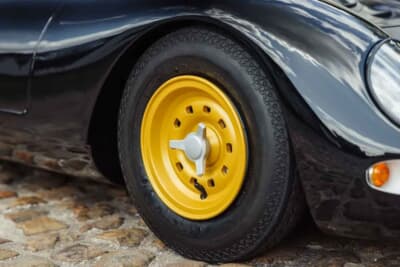 2万ユーロ(邦貨換算約352万円)で取引されたド・ラ・シャペル「330 P2 コレクターズエディション」(C)Courtesy of Broad Arrow