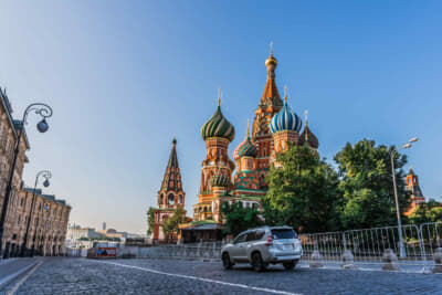 150系プラドとクレムリン