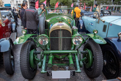 ベントレー 4 1/2 Litre：1927年6月にベントレー社会長、ウルフ・バーナート大尉自身の名義で登録された