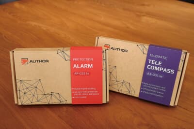 オーサーアラーム/テレ・コンパス:オーサー製品はステルス性に長けている為、オーサーアラームやテレ・コンパスなど、愛車・予算に合わせ柔軟にシステムを選べる。22万円(工賃・税込)