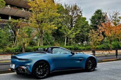 アストンマーティン ヴァンテージ ロードスター:フロントからリアまで、力強いデザイン