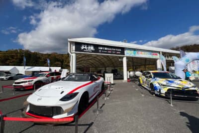 イベント広場にはS耐マシンが展示されていましたのよ