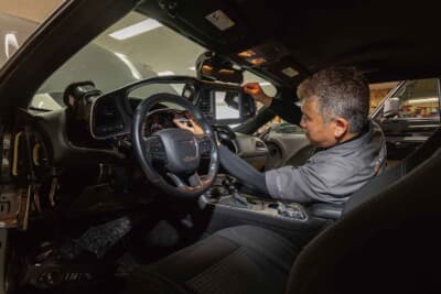 インストールにはステルス性を重視して装着。例えば残クレ車などで車両入れ替え時のセキュリティ載せ替えも快く作業を引き受けてくれる