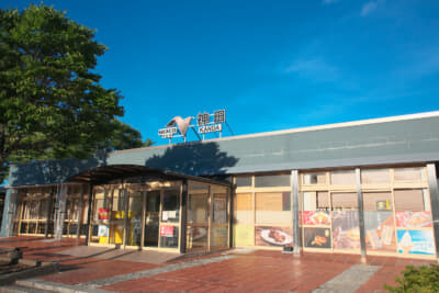 北陸自動車道上り・神田PA の施設の外観