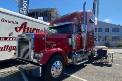 ジンスハイム・ミュージアム:アメリカンなトラックも展示されています