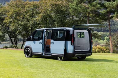 キアPV5:快適さと洗練されたスタイルを兼ね備えたPV5パッセンジャーは、レジャーや日常のあらゆるシーンに対応するマルチぶりを発揮