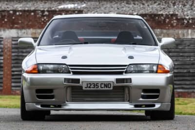 5万5688ポンド（邦貨換算約1119万円）で落札された日産 R32型「スカイラインGT-R」（C）Iconicauctioneers