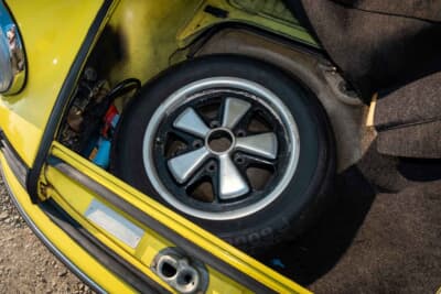 9万7440ドル（邦貨換算約1440万円）で落札されたポルシェ「911T 2.4」（C）Bonhams