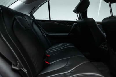 6万4400ドル(邦貨換算約948万円)で落札されたメルセデス・ベンツ「E55 AMG」(C)Courtesy of Broad Arrow