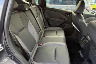 スバル フォレスター