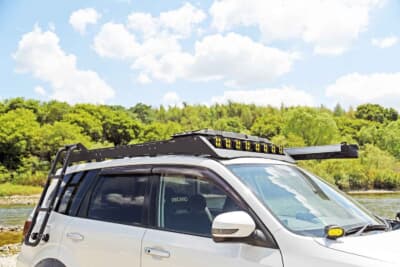 スバル フォレスター：風切り音が出にくくなる形状を意識して制作している