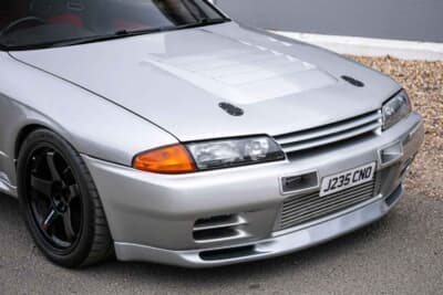 5万5688ポンド（邦貨換算約1119万円）で落札された日産 R32型「スカイラインGT-R」（C）Iconicauctioneers