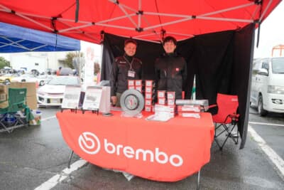 ビートそしてS660のスペシャルショップ、そして両車に関する商品を扱うメーカーがブースを展開。商品やデモカーを出展して、ユーザーたちへ新しい情報を発信していた