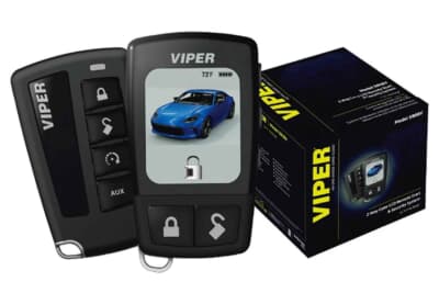 バイパー5908V エンジンスターター：もう1台のデモ車・MINIクーパーS（2020年式・F56型）に装備したバイパー5908Vは、カラー液晶リモコンのエンジンスターターだ。約14万円（工賃・税込）