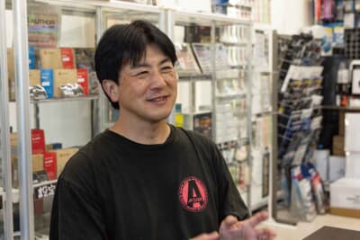 アクアの宮川憲治さん。専門知識がなくても安心で、最新の盗難手口をわかりやすく解説し、製品の性能まで丁寧に説明してくれる