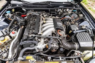 アキュラ ビガー：エンジンは2.5L直列5気筒SOHCが搭載されている