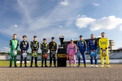 チャンピオン獲得の可能性があるドライバーは9名いました