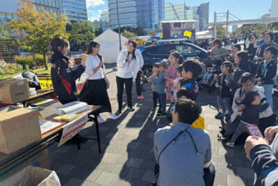 スズキ「フロンクス」の新しいOKISHU号でのクイズ、ダンロップ・シンクロウェザータイヤの空気圧チェック、京都トヨタの新開さんや立命館大学、アイシン、GRガレージ京都伏見からの豪華プレゼント、そしてダンロップさんのサポートもいただきましたの