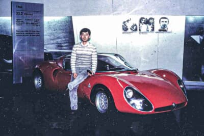 大好きだったティーポ33ストラダーレも展示されていた。役得でティーポ33の前でポーズをとらせてもらった