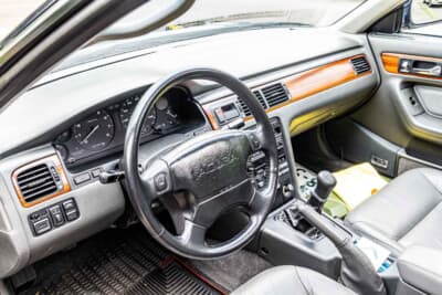 アキュラ ビガー：ステアリングは当然左となっている