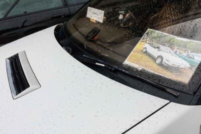 スバル アルシオーネ：ワイパーもワンアーム式で左側にブレードが来る