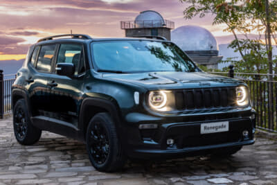 Jeep Renegade North Star Edition：独特のルックスを訴求するデイタイムランニングライト付きLEDヘッドライト