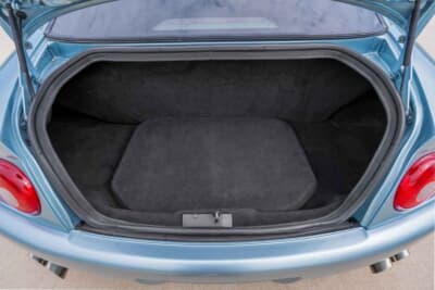 4万2560ドル（邦貨換算約約626万円）で落札されたフェラーリ「456M GTA」（C）Bonhams