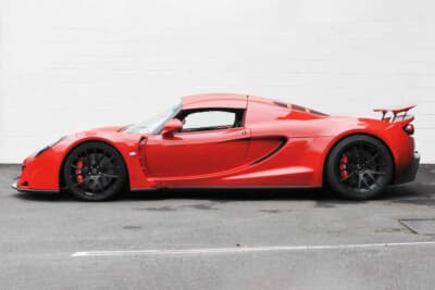 58万8000ドル(邦貨換算約8654万円)で落札されたヘネシー「ヴェノムGT」(C)Courtesy of Broad Arrow