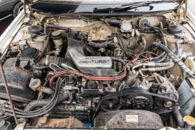 スバル アルシオーネ：1.8L水平対向4気筒ターボエンジンを搭載