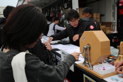 ドリフトライド同乗体験イベントでは、わずか20席のシートを求めて抽選が行われた