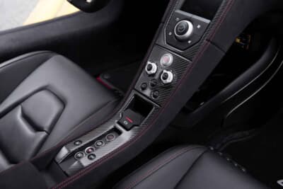 31万3000ドル（邦貨換算約4607万円）で落札されたマクラーレン「675LT」（C）Bonhams